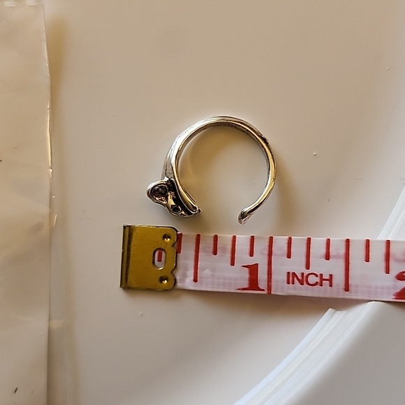 HUG MOUSE RING JUST ADORABLE ZINC ALLOY SILVER PLATE ADJUSTABLE - Picture 6 of 6